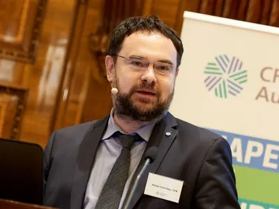 Încrederea în economia României, minimum istoric (sursa: Facebook/Adrian Codirlasu)