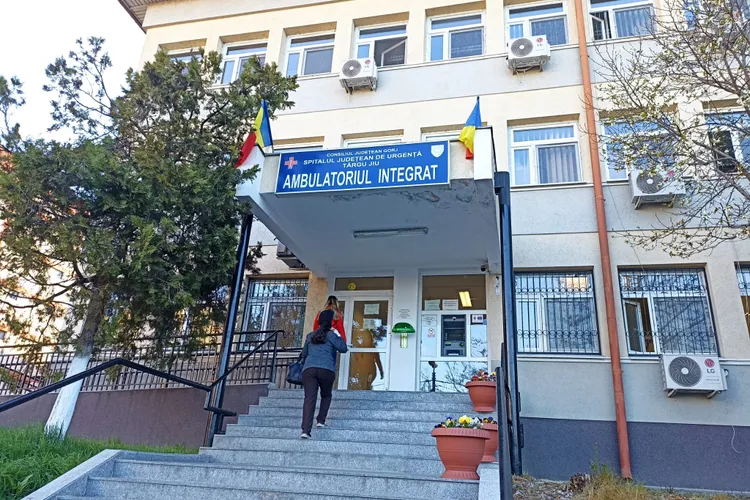 Sancțiuni ridicole pentru medicii care ar fi trebuit să îngrijească un adolescent mort de peritonită Foto: Facebook