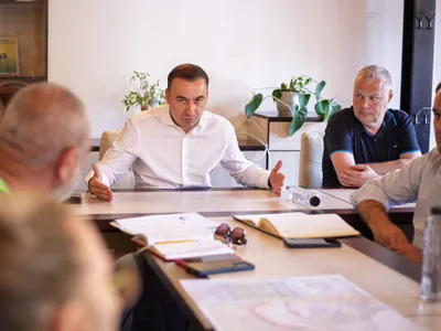 Ministrul Economiei, Bogdan Ivan, se plânge că nu este ascultat de companiile din subordine Foto: Facebook
